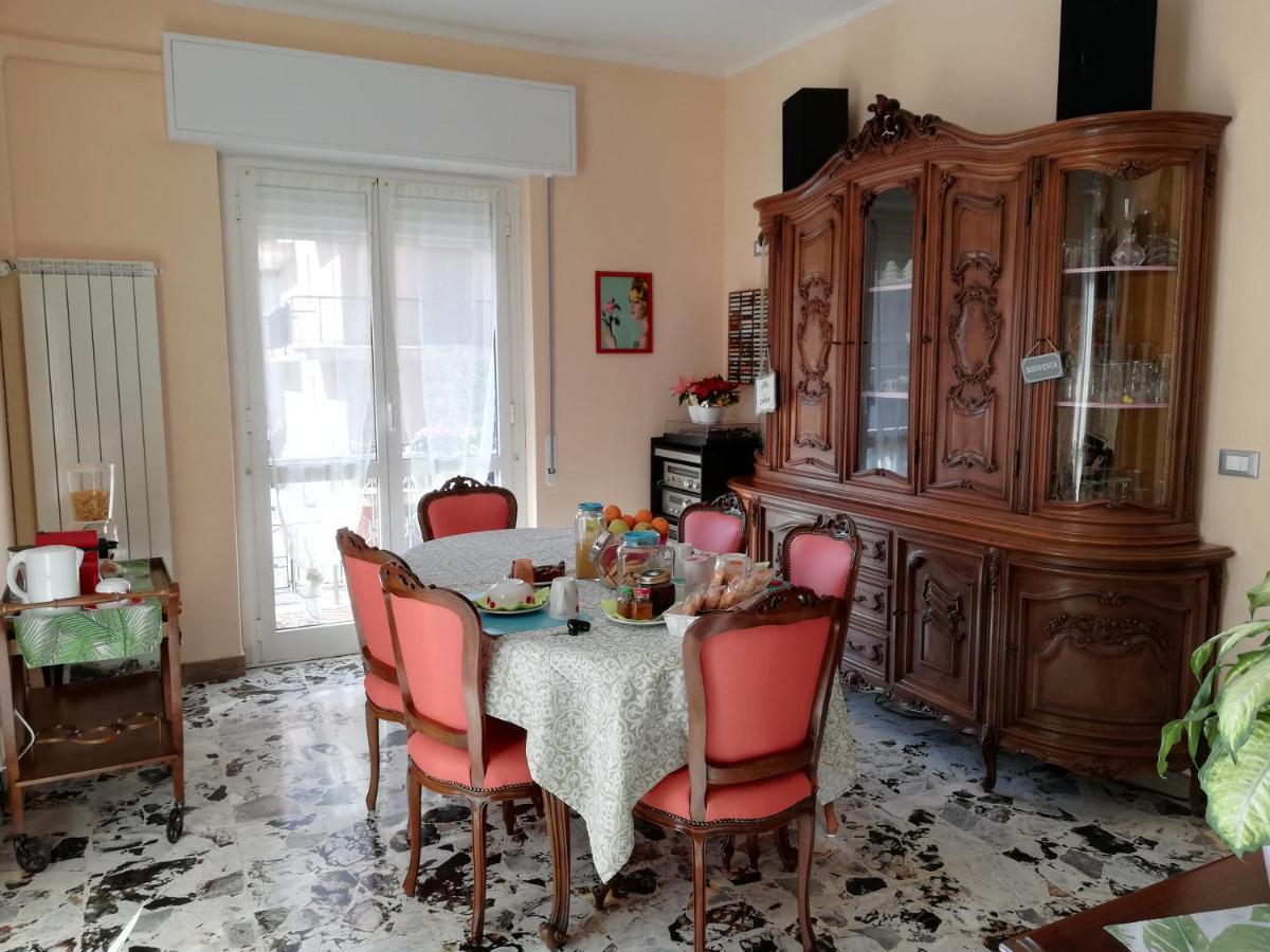 B&B Mila E Nan Borghetto Santo Spirito Eksteriør bilde